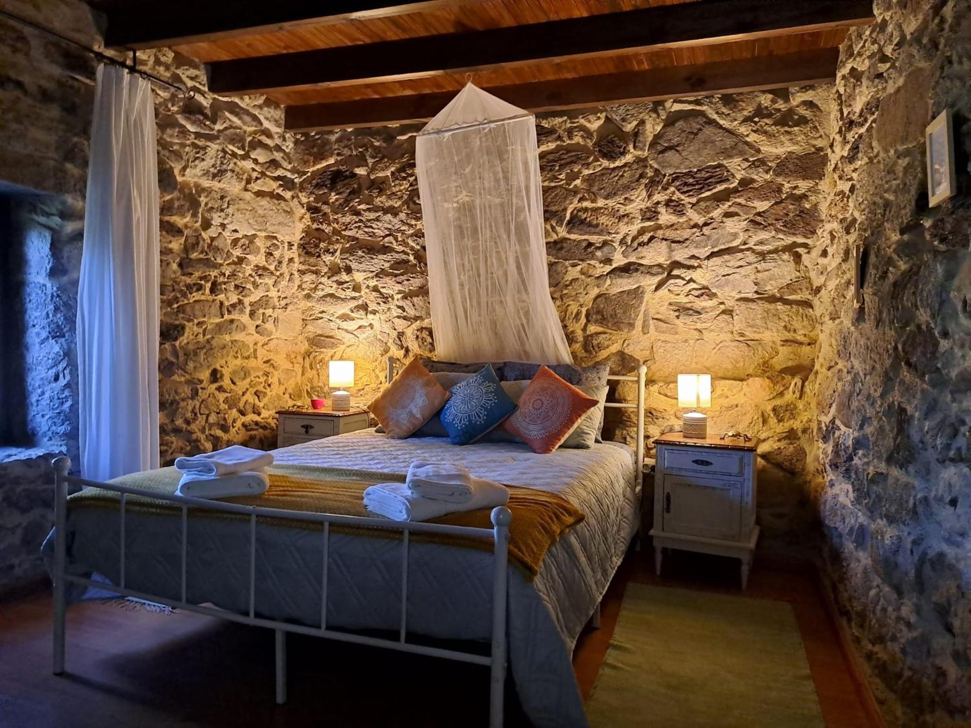 Cedrim Hillside Chalet