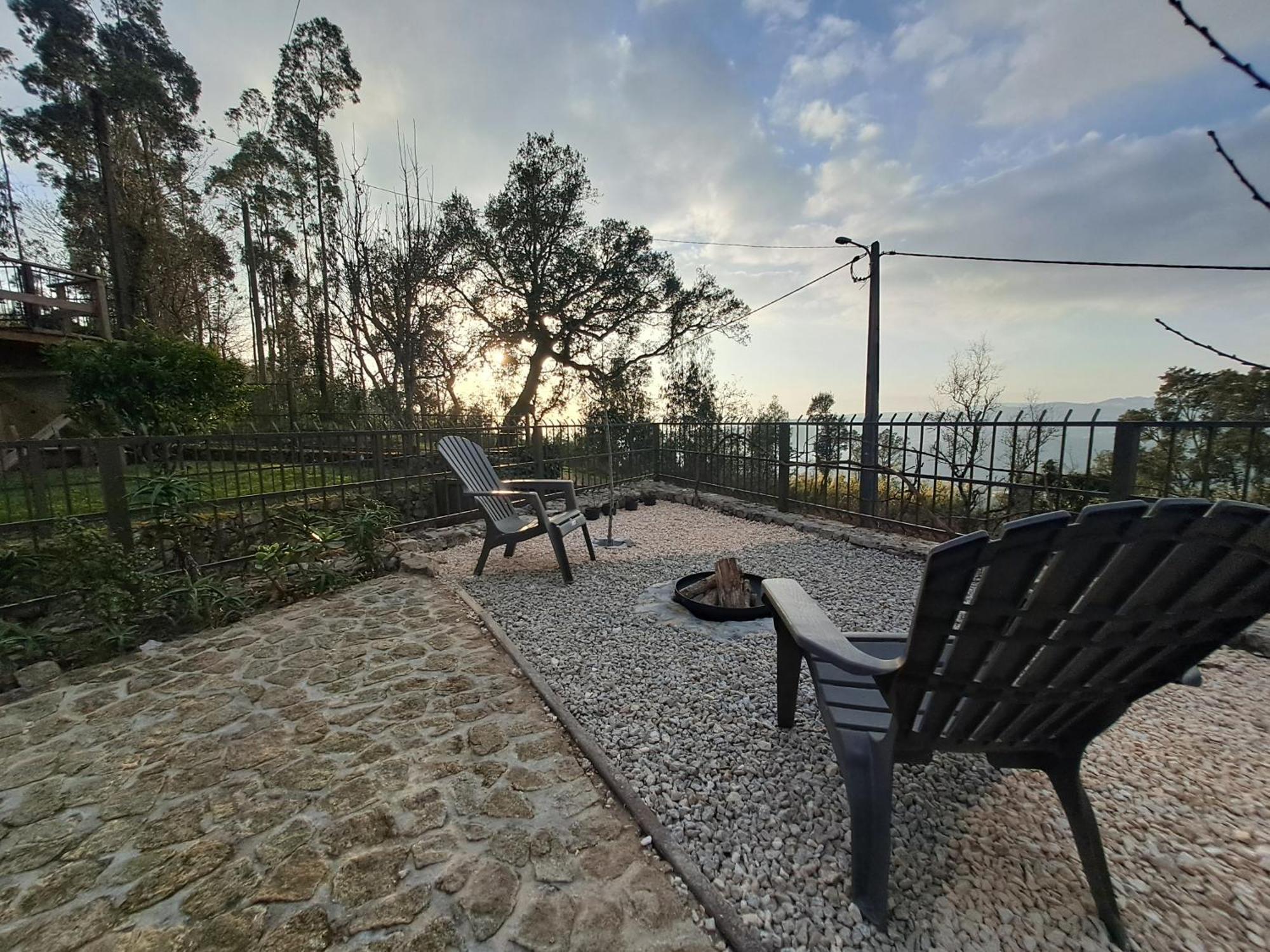 Cedrim Hillside Chalet *